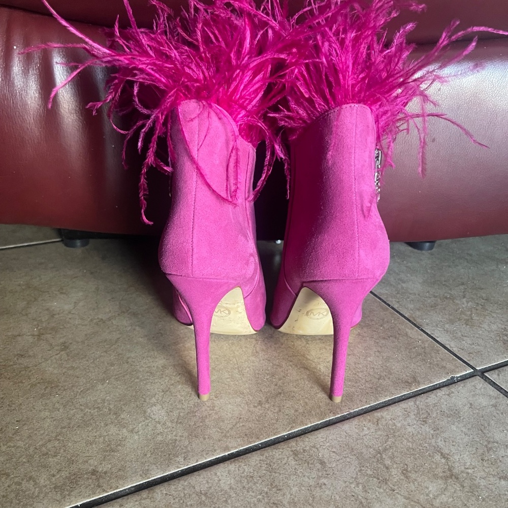 Michael Kors Whitby Pink Ostrich Suede & Feather High Heel Bootie 10M - Picture 6 of 11